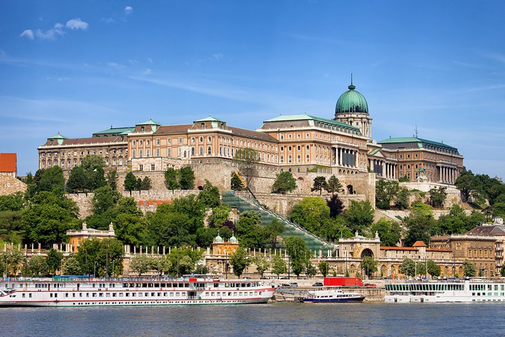 hungary in pictures beautiful places to photograph buda castle castle hill budapest